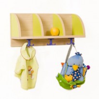 Baldas escolares. Casilleros escolares. Percheros escolares