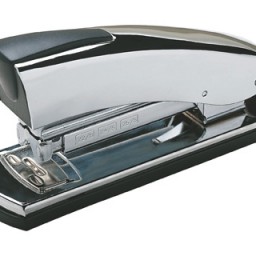 Grapadora Petrus 2001 20 hojas cromada