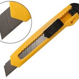 KF10935 Cúter Q-Connect cuchilla ancha amarillo