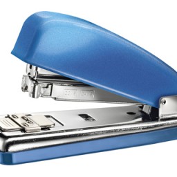 Grapadora Petrus 226 Classic WOW 30 hojas azul metalizado