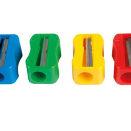 3060000 Sacapuntas M+R plástico rectangular 1 orificio