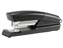 Grapadora Petrus 2002-P 30 hojas negra