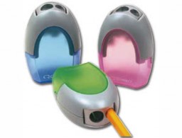 KF00593 Sacapuntas Q-Connect plástico con depósito 2 orificios